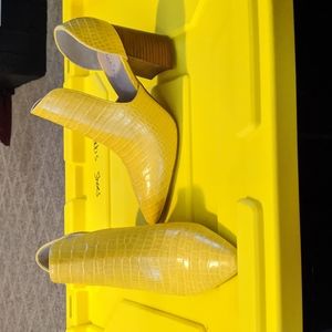 Yellow croc booties